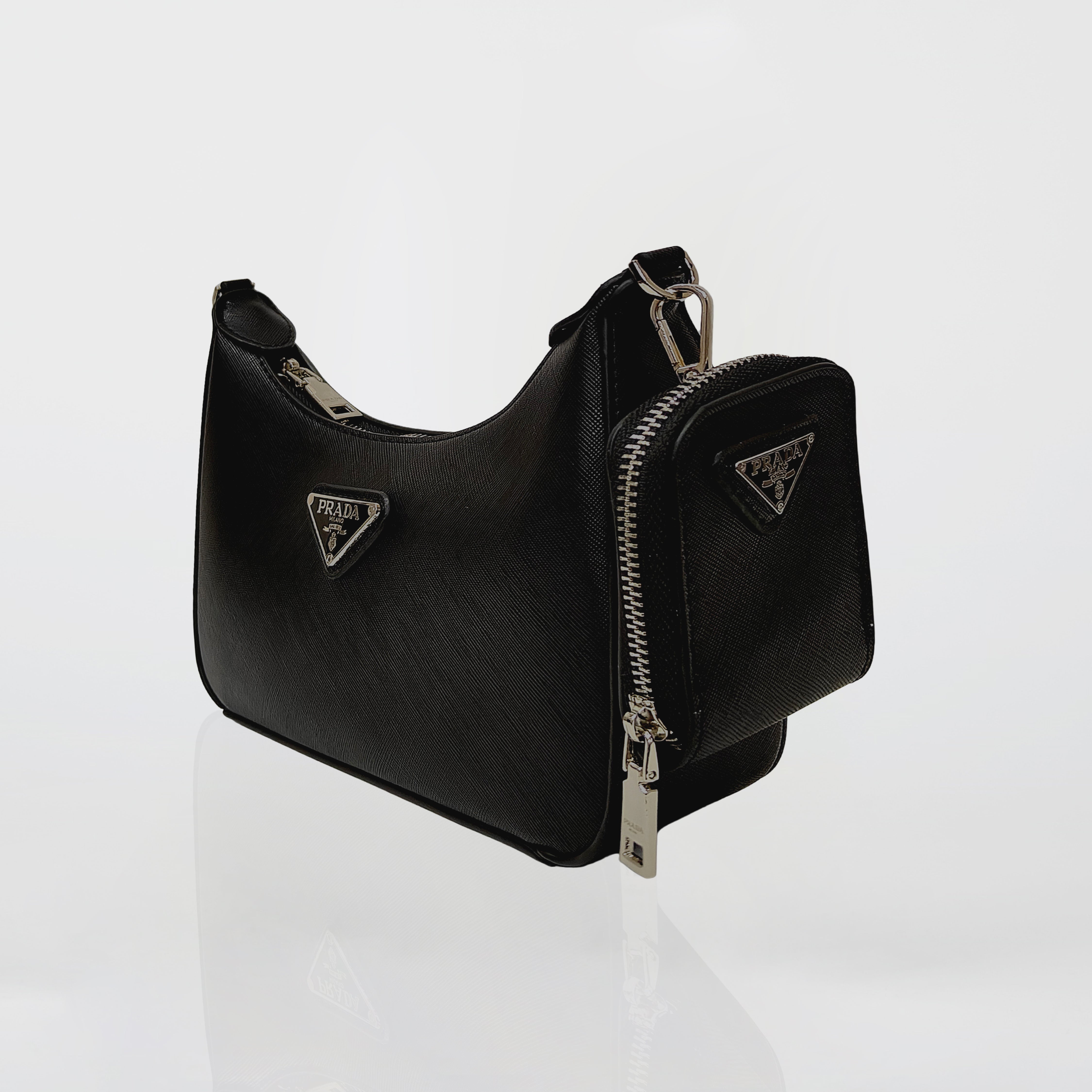 Prada Re-Edition 2005 shoulder bag